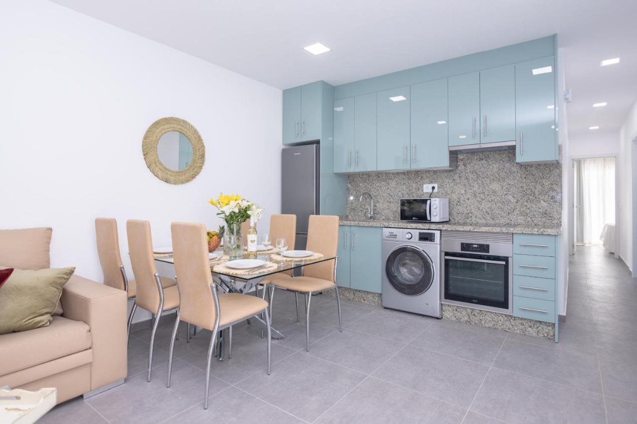 Apartment Family 6 Beachfront Corralejo By Holidays Home Exteriér fotografie