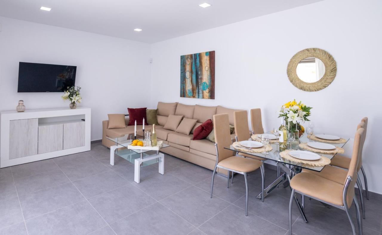 Apartment Family 6 Beachfront Corralejo By Holidays Home Exteriér fotografie